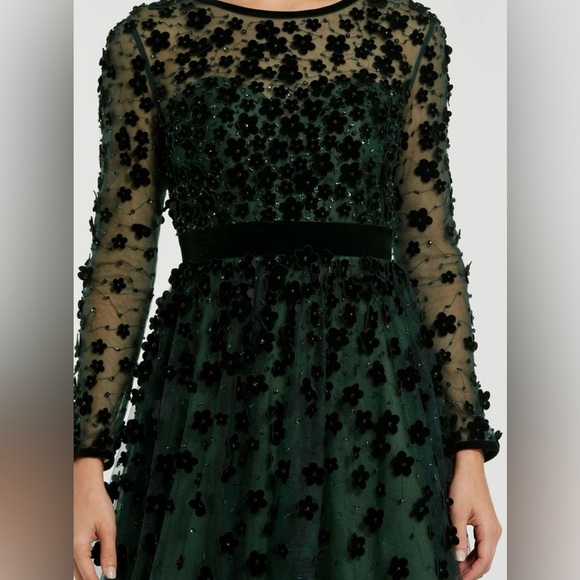 NWOT MAC DUGGAL Green Embellished Illusion High Neck Long Sleeve Fit & Flare 2 - Picture 5 of 10